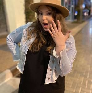 Meet your Posher, Kimberlee